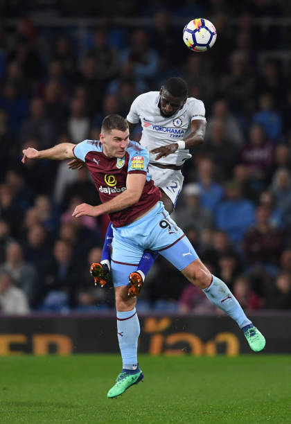 条防线的稳 条防线的稳