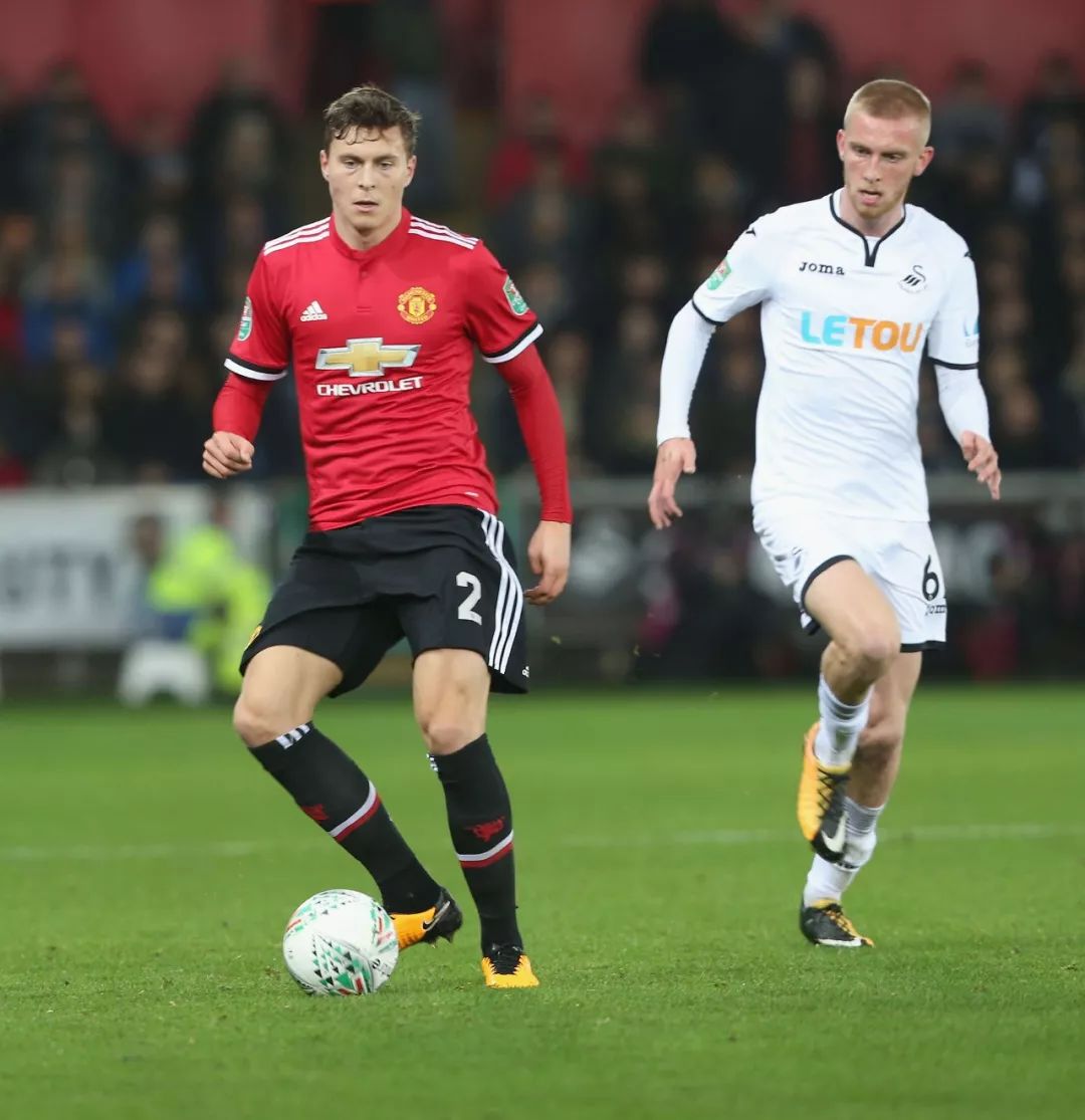 对哈钦森的 对哈钦森的